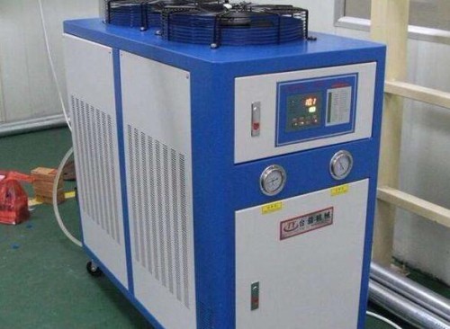 冷水機組季節性停機的運行控制原則